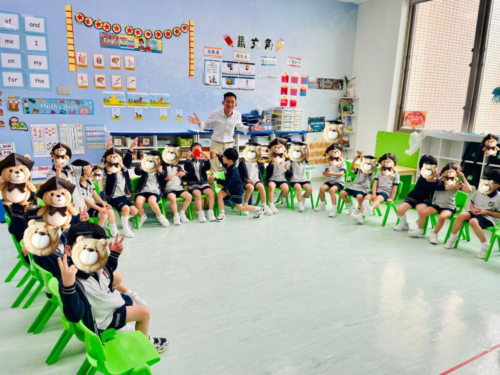 {"ARInfo":{"IsUseAR":false},"Version":"1.0.0","MakeupInfo":{"IsUseMakeup":false},"FaceliftInfo":{"IsChangeEyeLift":false,"IsChangeFacelift":false,"IsChangePostureLift":false,"IsChangeNose":false,"IsChangeFaceChin":false,"IsChangeMouth":false,"IsChangeThinFace":false},"BeautyInfo":{"SwitchMedicatedAcne":false,"IsAIBeauty":false,"IsBrightEyes":false,"IsSharpen":false,"IsOldBeauty":false,"IsReduceBlackEyes":false},"HandlerInfo":{"AppName":2},"FilterInfo":{"IsUseFilter":false}}